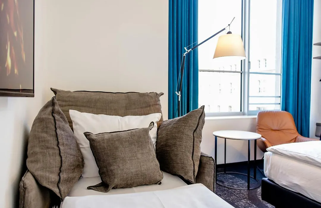 Motel One Leipzig-Post-1